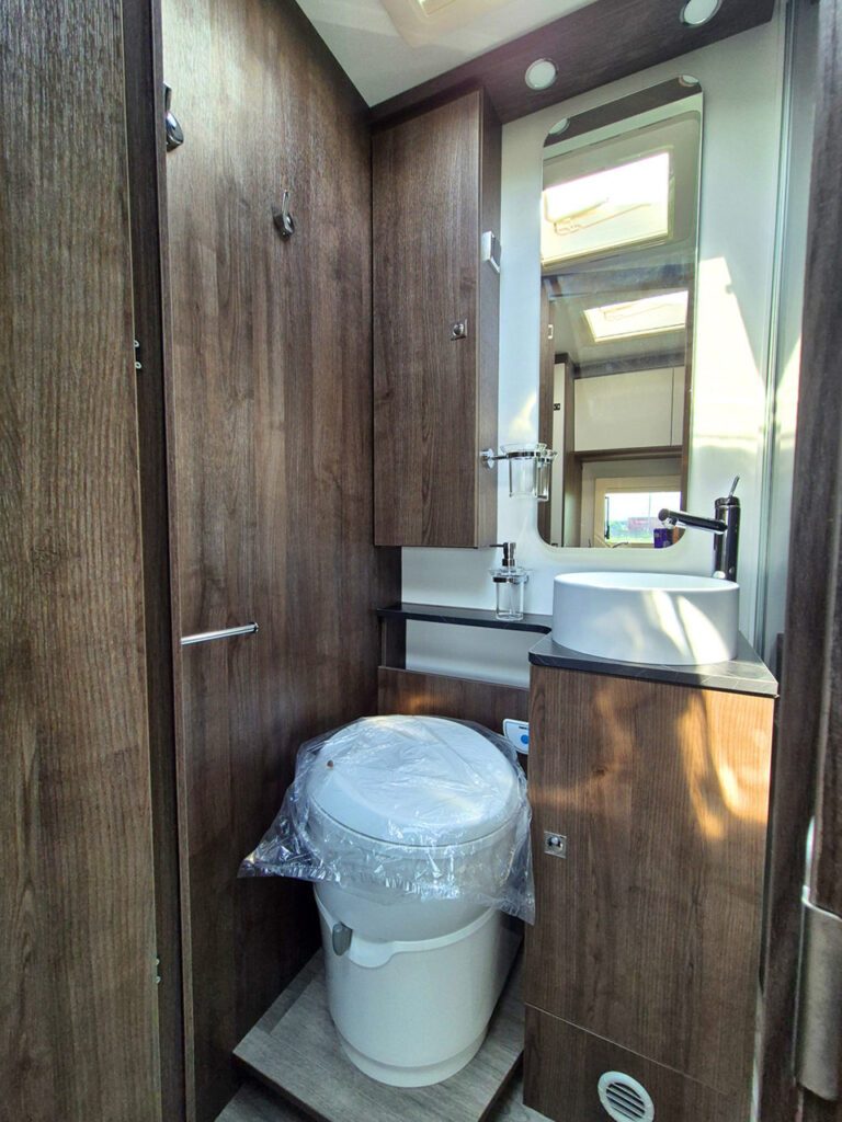 Benimar Tessoro T444 VI-DE-165 - Meglioli Camper - foto 11