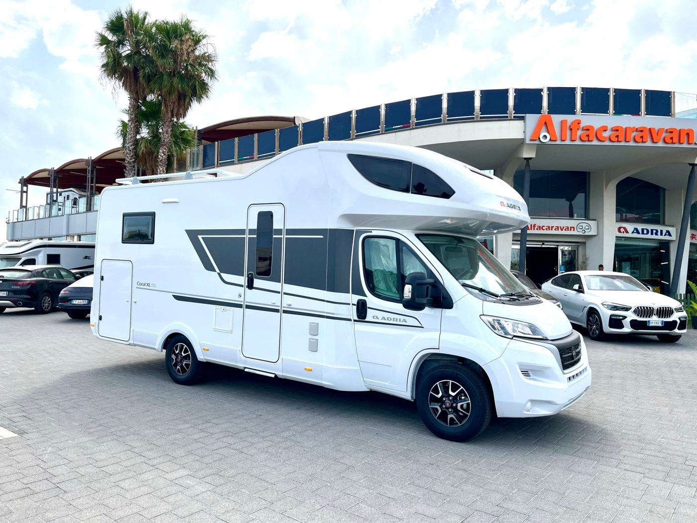 Adria Coral XL Axess 660 SL