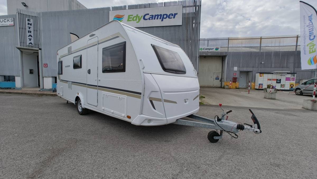 ROULOTTE WEINSBERG 550 QDK