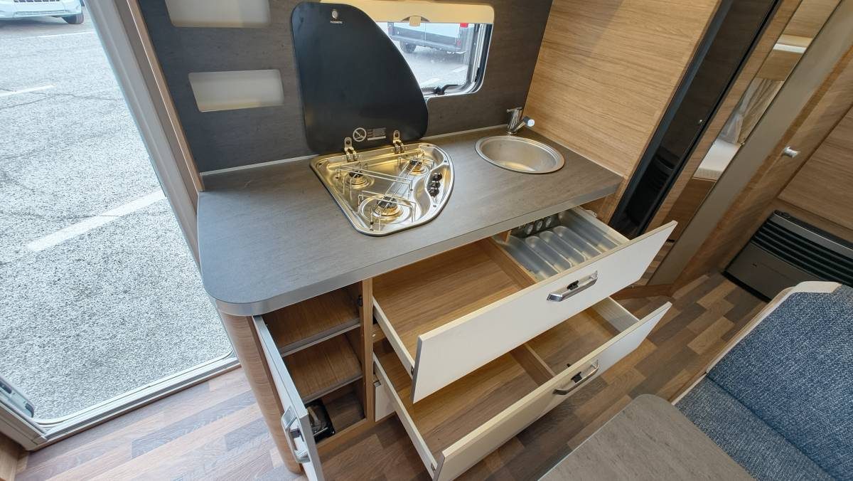 ROULOTTE WEINSBERG 550 QDK - foto 9