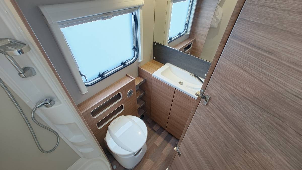 ROULOTTE WEINSBERG 550 QDK - foto 13
