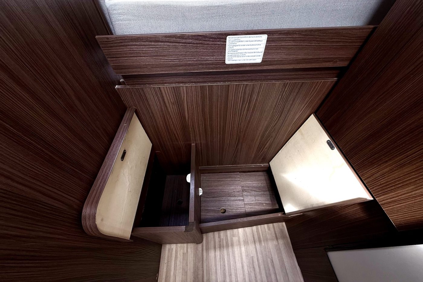 Benimar Tessoro 442 - Arno Caravan - foto 14