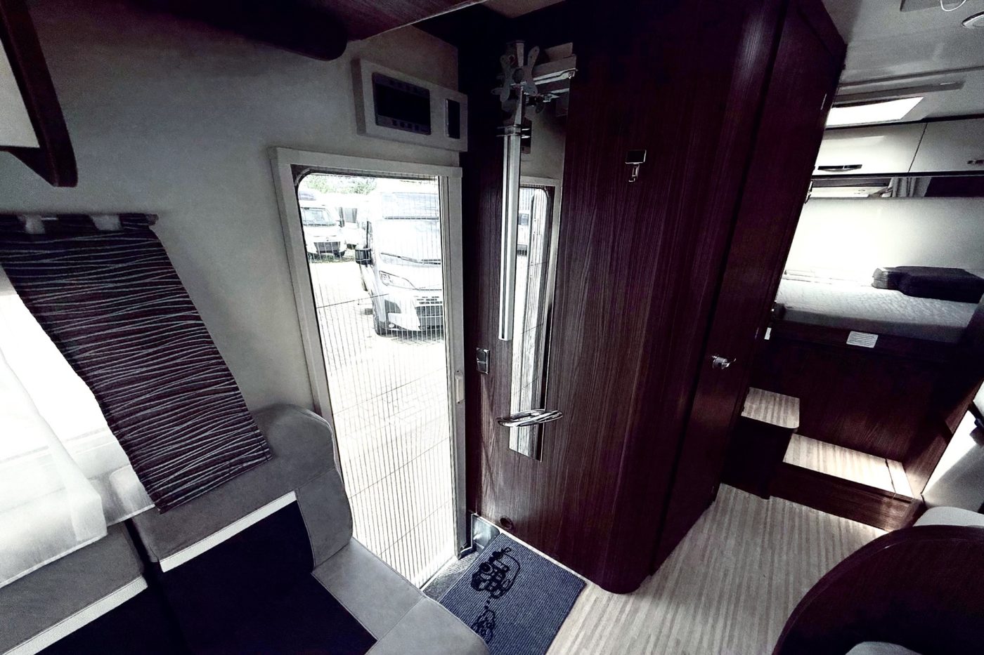 Benimar Tessoro 442 - Arno Caravan - foto 17