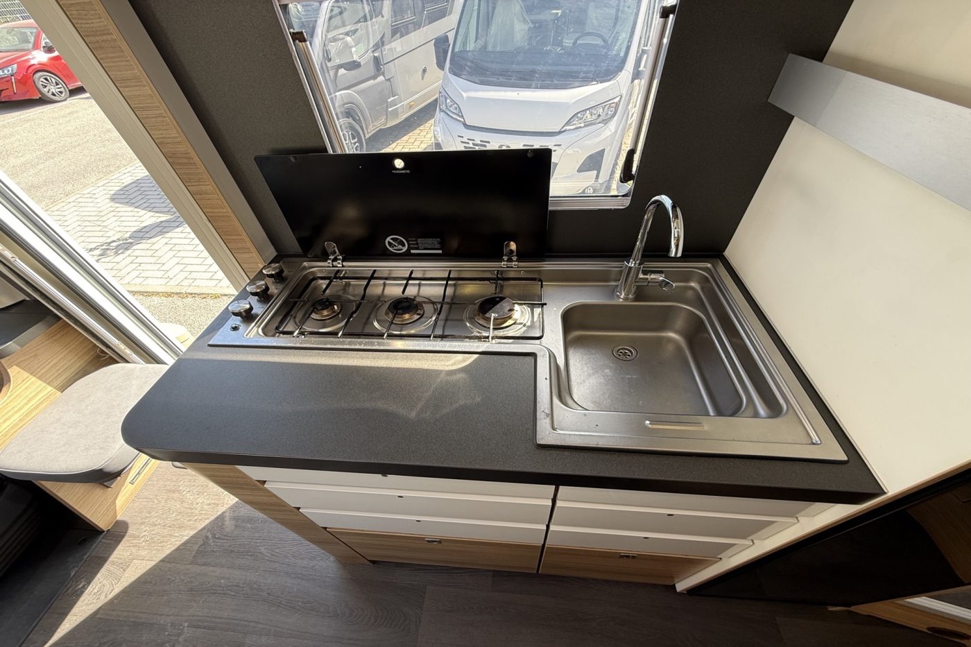 Adria Sonic 600 Axess SC - Arno Caravan - foto 9