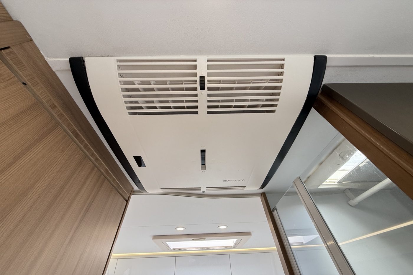 Adria Matrix Plus 670 SL - Arno Caravan - foto 17