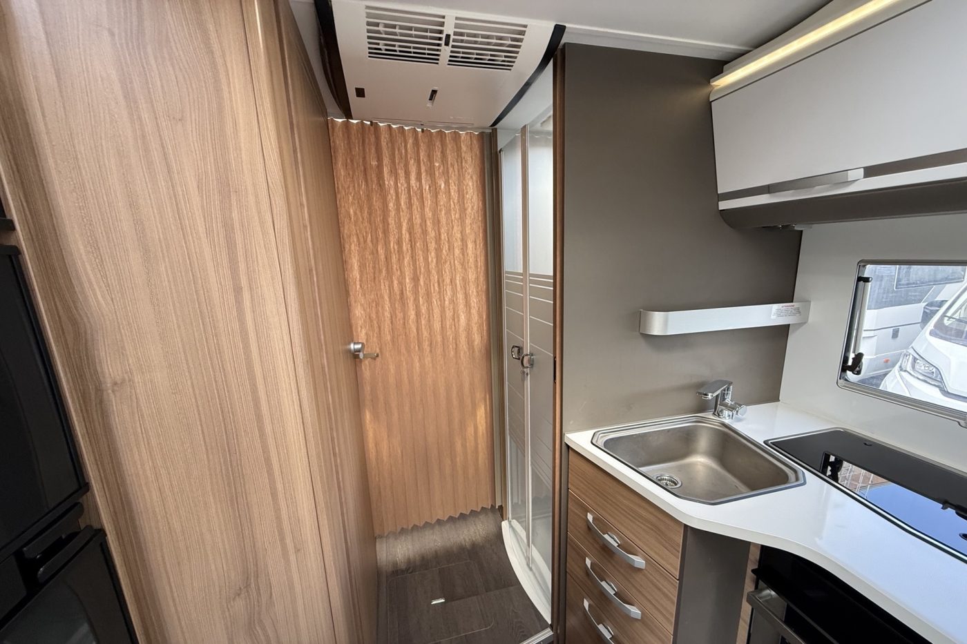 Adria Matrix Plus 670 SL - Arno Caravan - foto 22