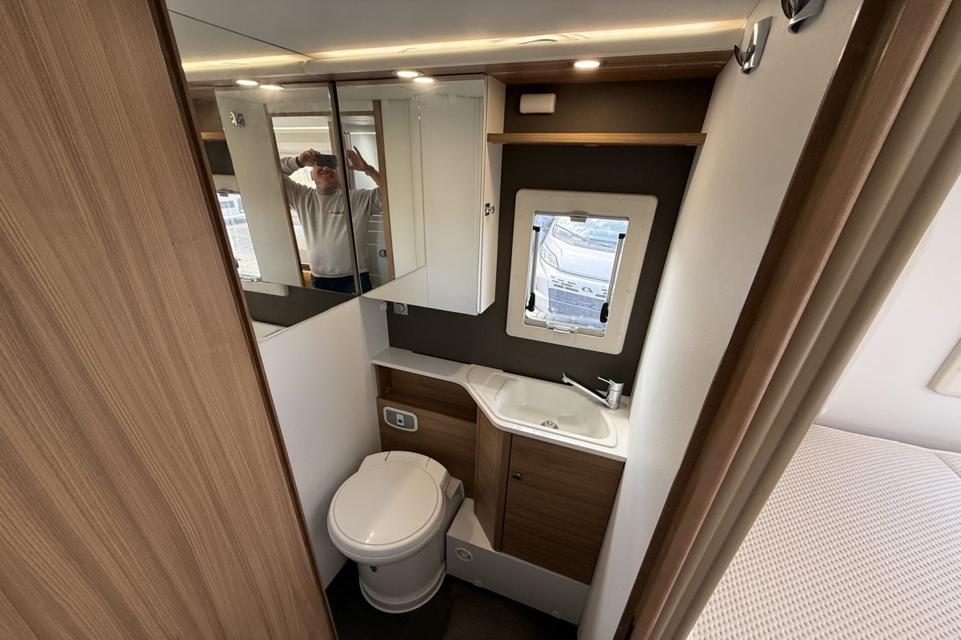 Adria Matrix Plus 670 SL - Arno Caravan - foto 25