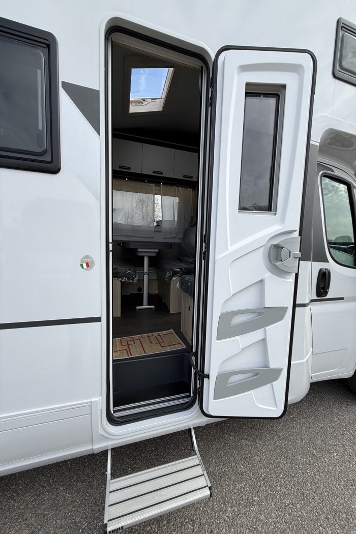 Sun Living Confort A 75 DP BY ADRIA - Arno Caravan - foto 22