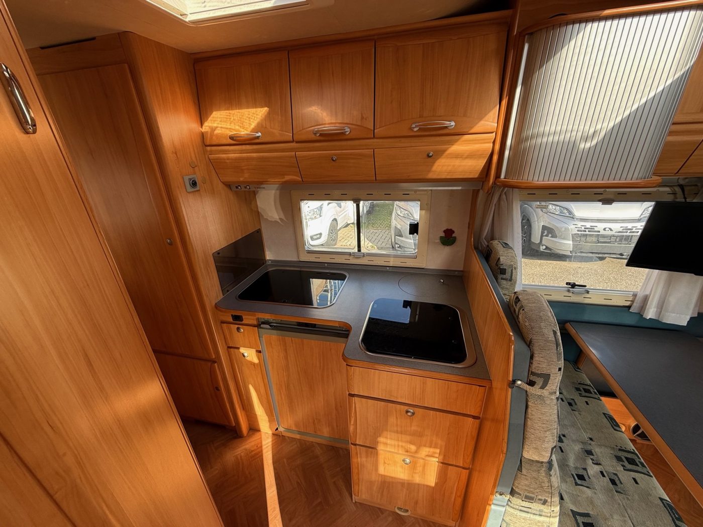 Adria Coral 660 Sp - Arno Caravan - foto 9