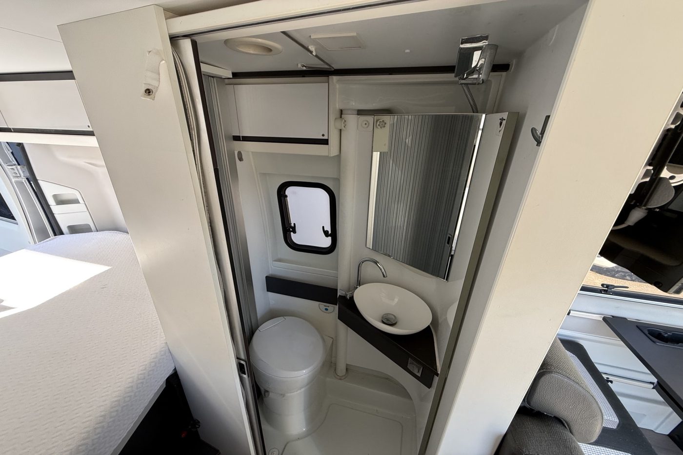 Adria Twin 600SPB Supreme - Arno Caravan - foto 15