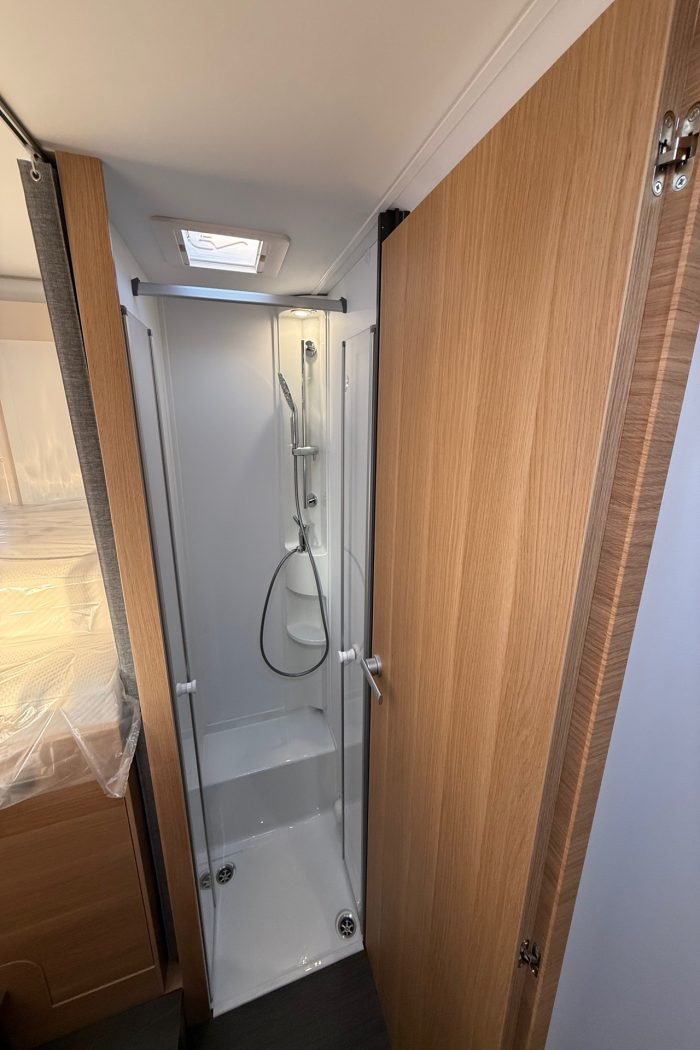Adria Matrix Axess 650 DL - Arno Caravan - foto 8