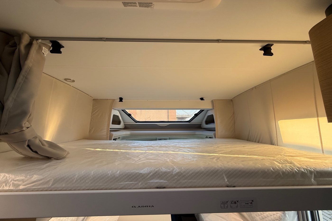 Adria Matrix Axess 650 DL - Arno Caravan - foto 11
