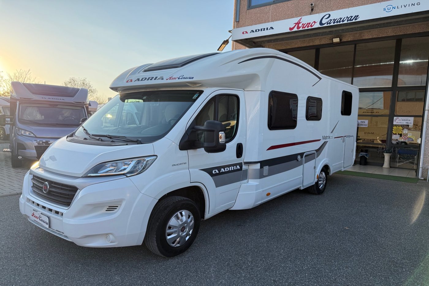 Adria Matrix axess 670 SC - Arno Caravan - foto 2