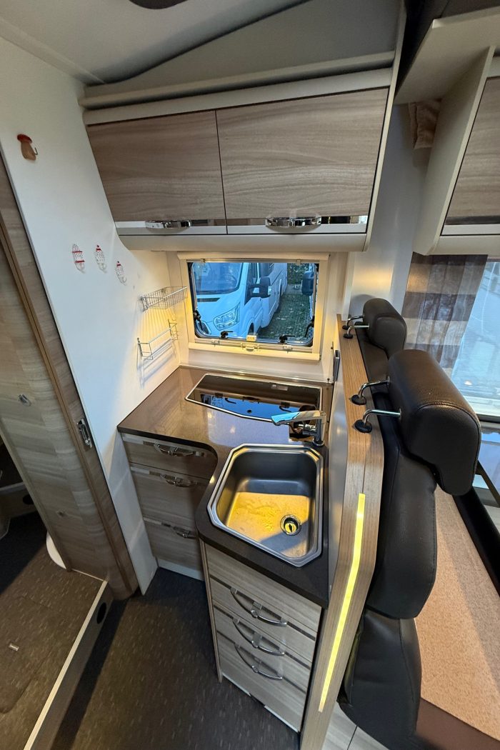 Adria Matrix axess 670 SC - Arno Caravan - foto 9