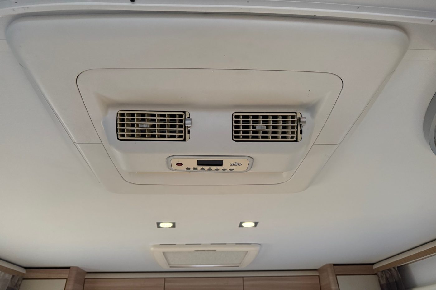 Adria Matrix axess 670 SC - Arno Caravan - foto 15