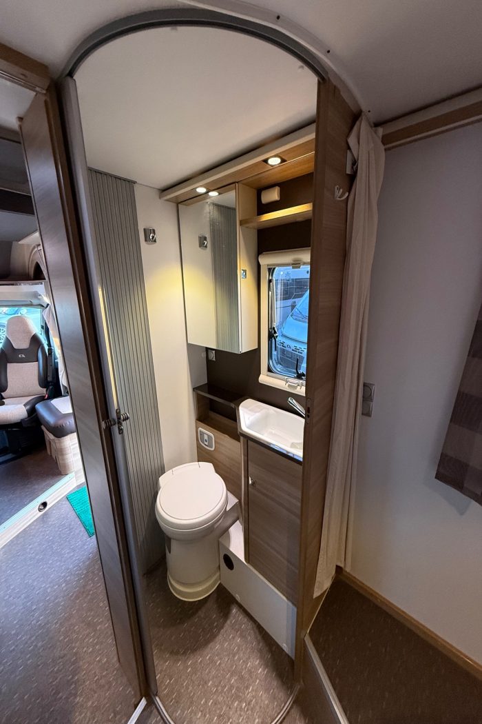 Adria Matrix axess 670 SC - Arno Caravan - foto 16