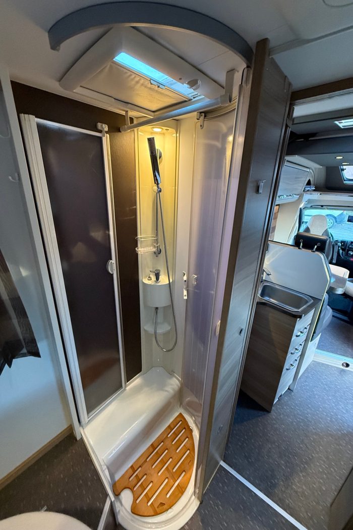 Adria Matrix axess 670 SC - Arno Caravan - foto 17