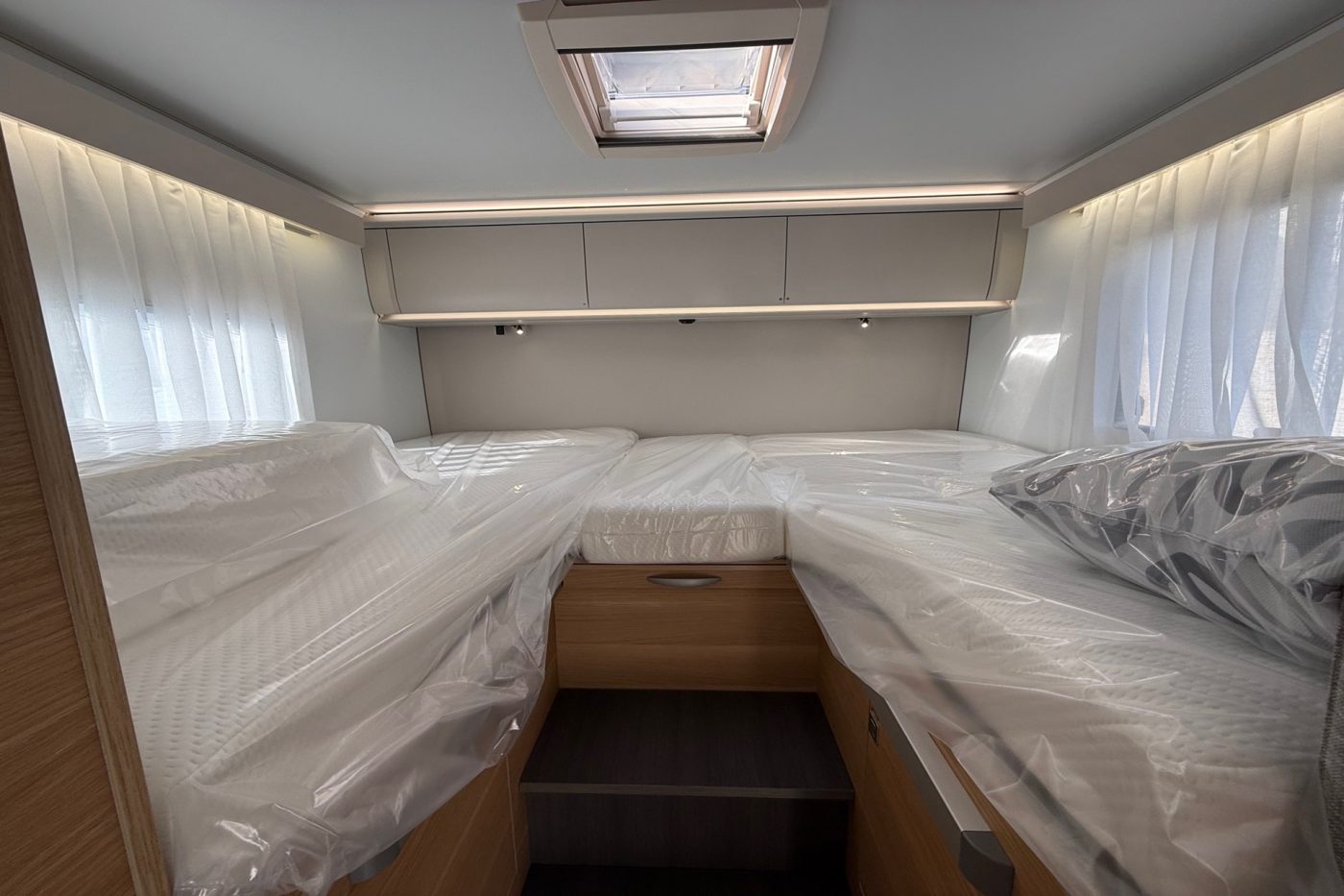 Adria Coral XL 660 SL 60° - Arno Caravan - foto 11
