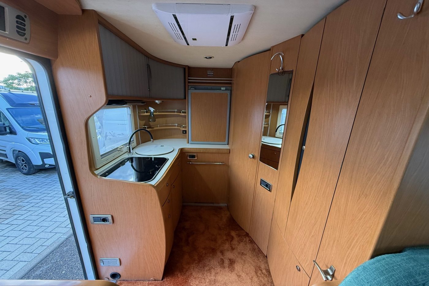 Laika Motorhom Ecovip H 680 - Arno Caravan - foto 8
