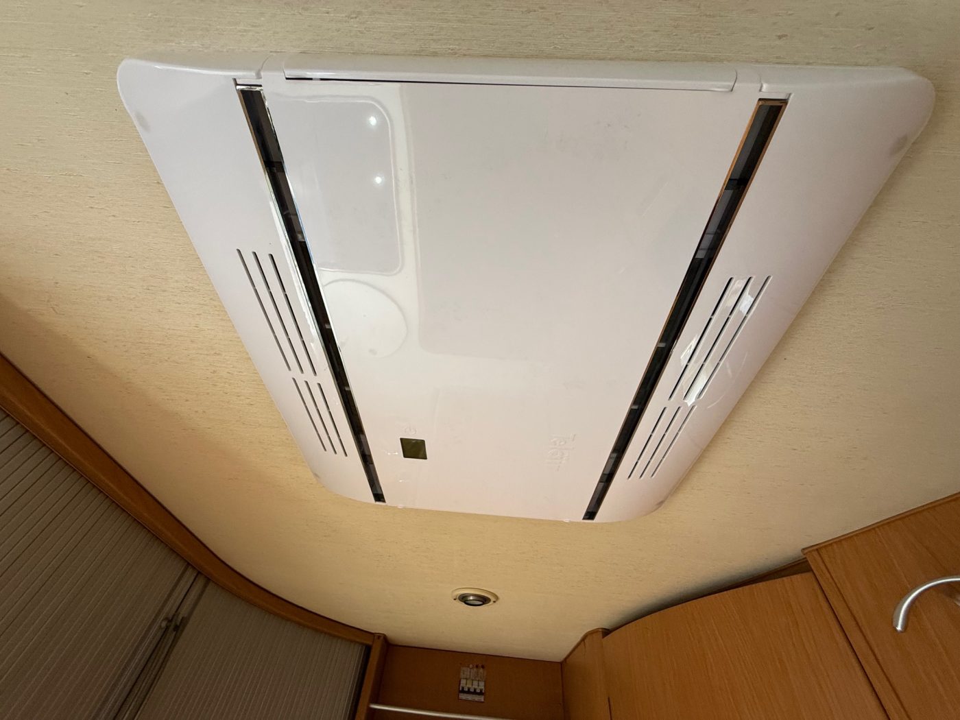 Laika Motorhom Ecovip H 680 - Arno Caravan - foto 11