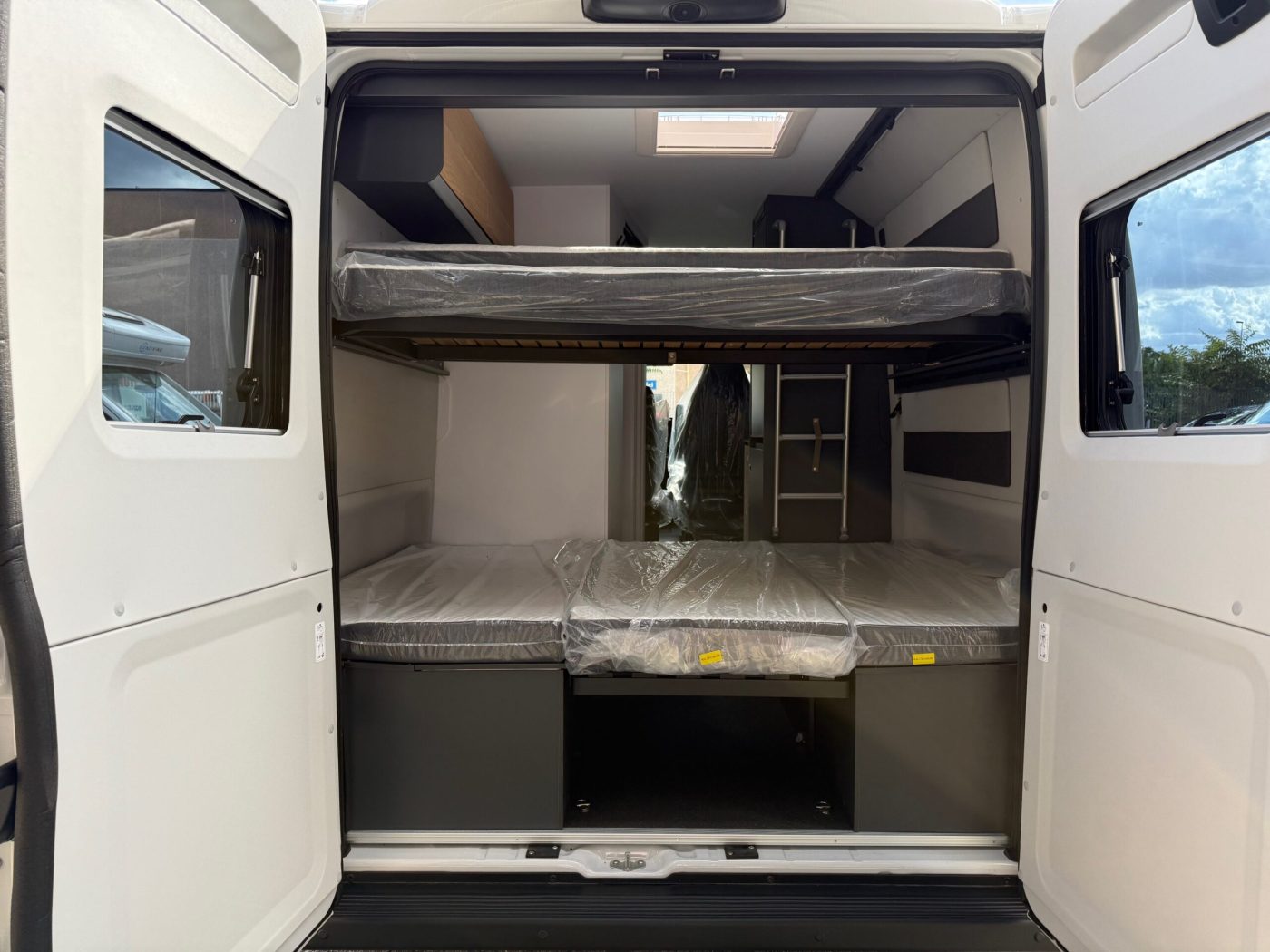 TWIN 600 SPB FAMILY - Arno Caravan - foto 4