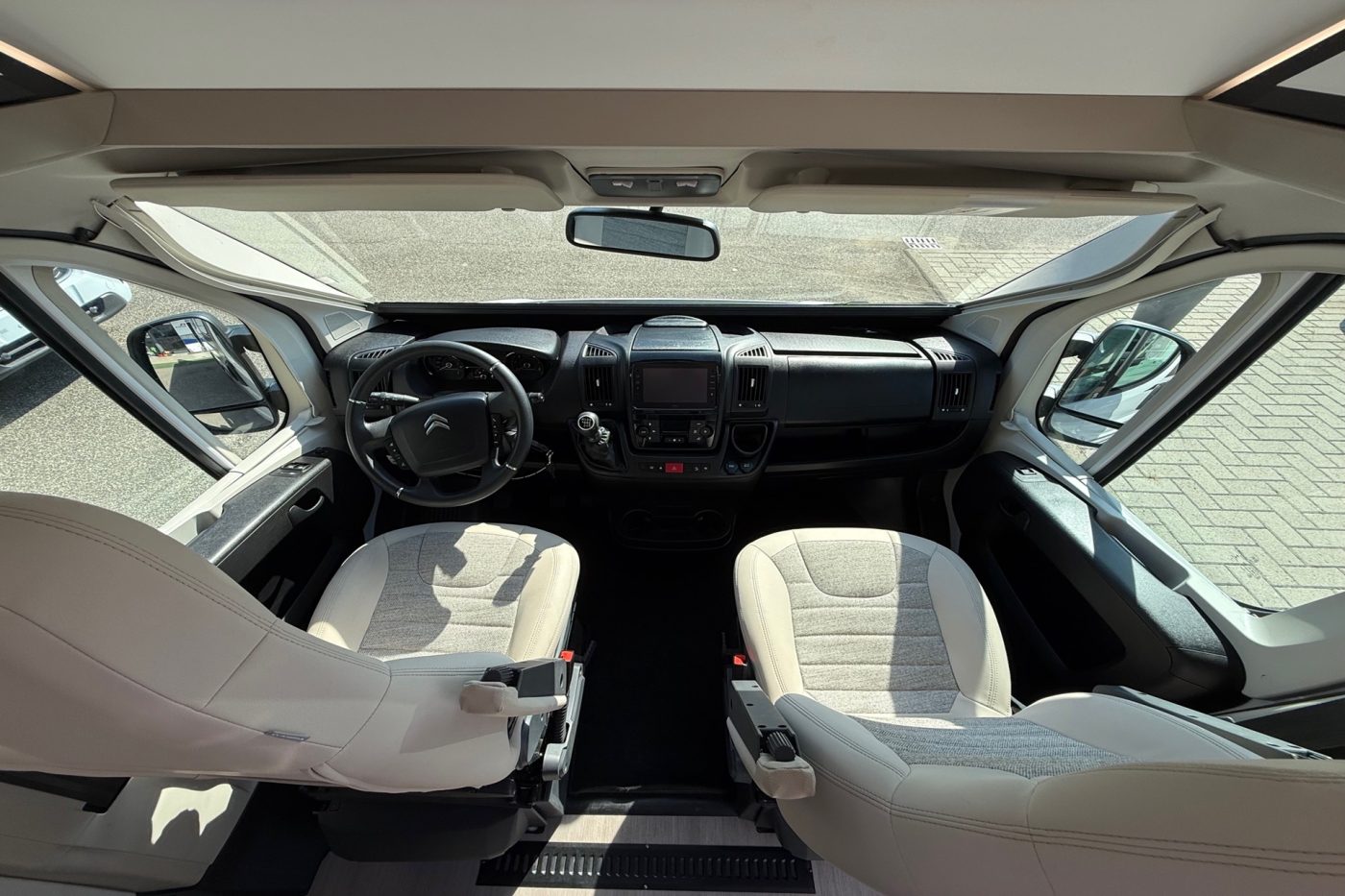 Adria Twin Plus 600 SPB - Arno Caravan - foto 16