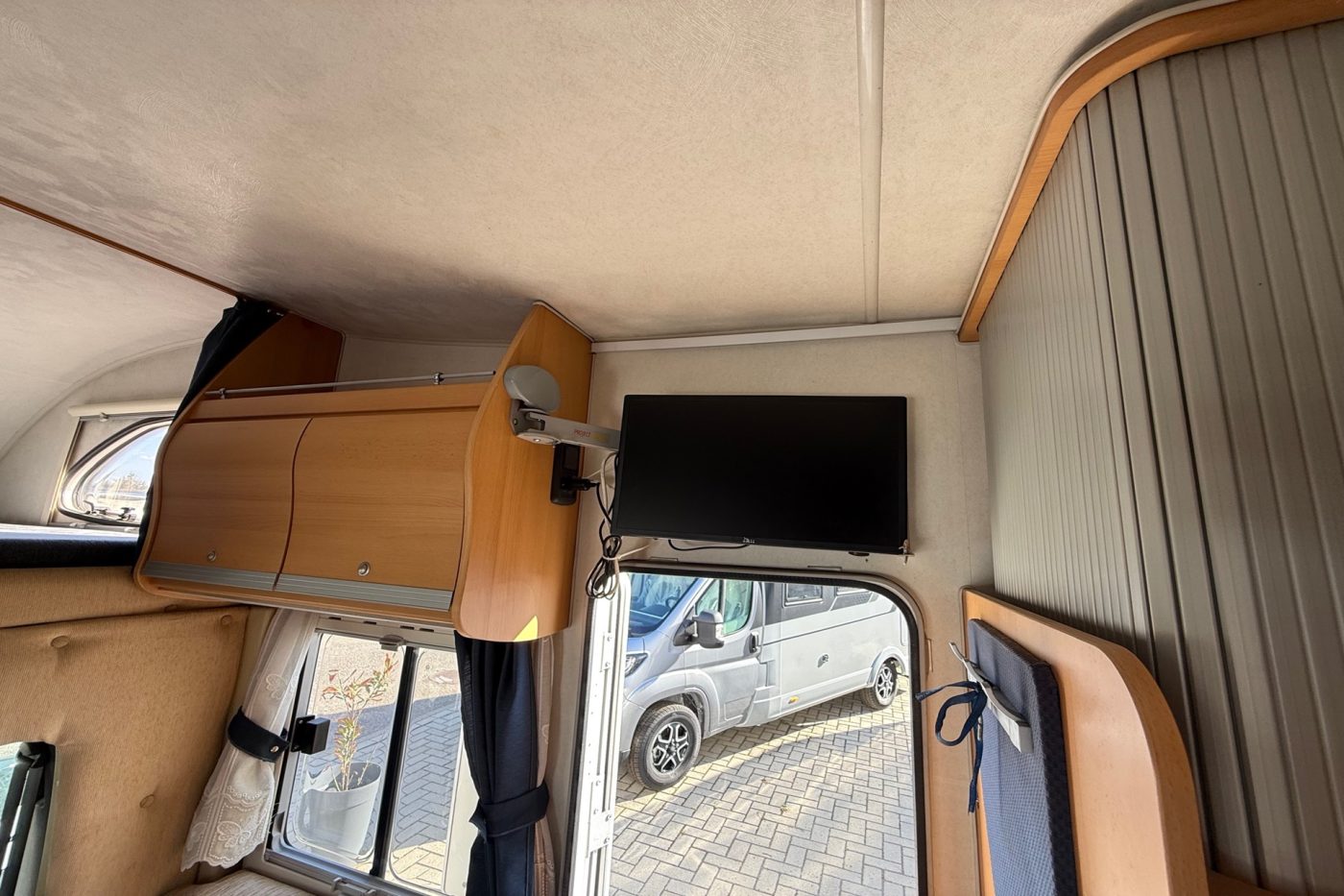 Elnagh Super D 112 Garage - Arno Caravan - foto 7