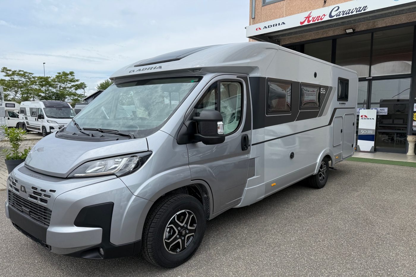 Adria Compact DL 60 ° - Arno Caravan - foto 2