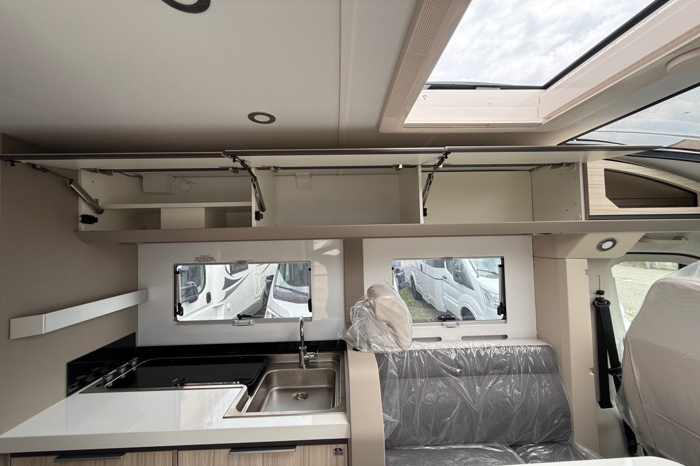 Adria Compact DL 60 ° - Arno Caravan - foto 11