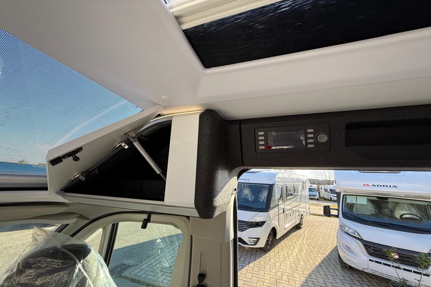 TWIN SUPREME 640 SGX 2025 - Arno Caravan - foto 9