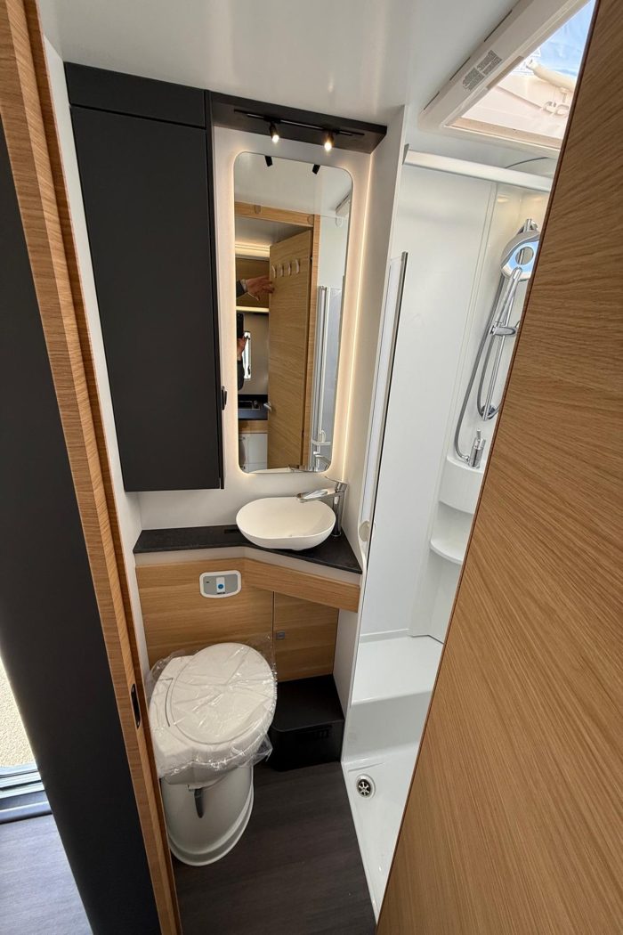 ADRIA CORAL XL 660 SL 2024 - Arno Caravan - foto 26