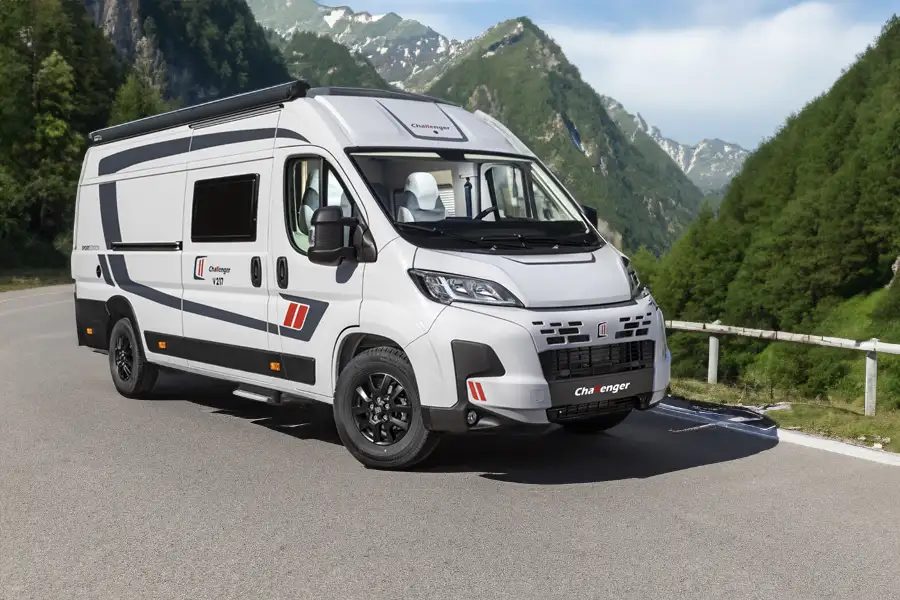 Scopri il nostro catalogo Challenger disponibile da 3C - foto 7