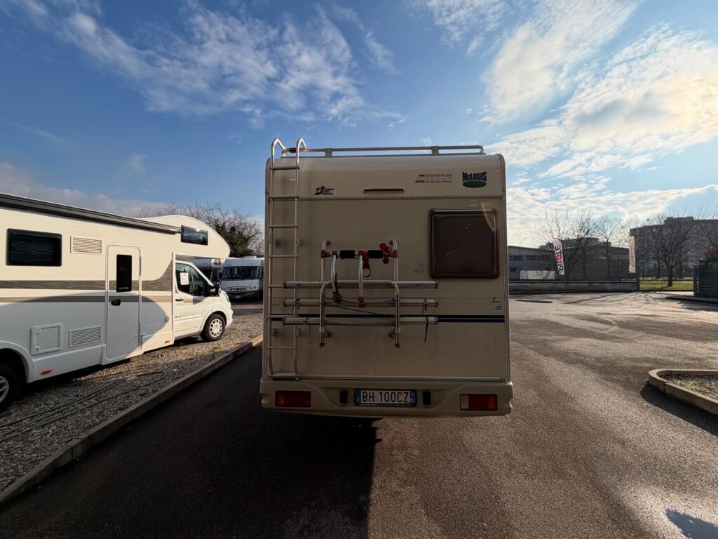 CAMPER MANSARDATO MC LOUIS 431 CON DOPPIA DINETTE - foto 6