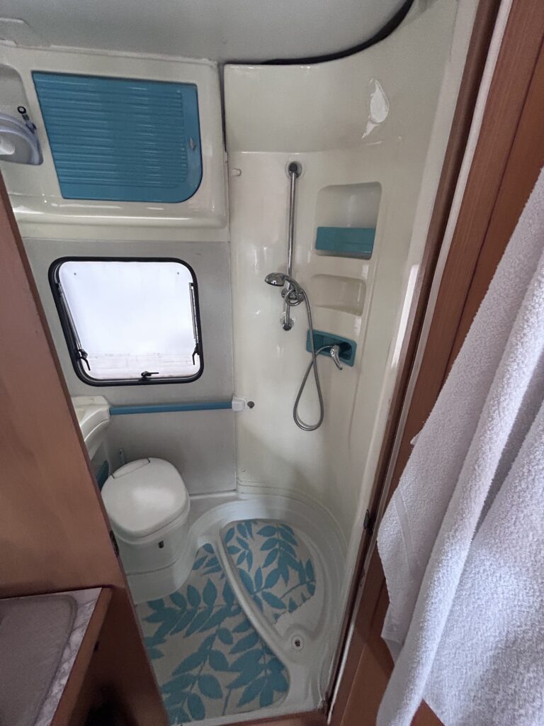 MANSARDATO MCLOUIS 430 CON LETTO A CASTELLO - foto 7
