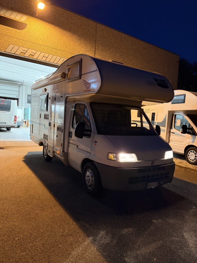 MANSARDATO MCLOUIS 430 CON LETTO A CASTELLO - foto 8