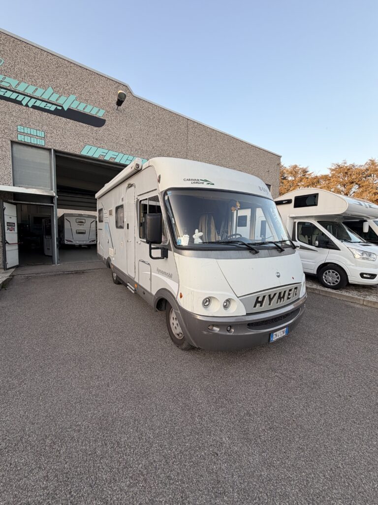 MOTORHOME HYMER B614 CON LETTO TRASVERSALE - foto 10