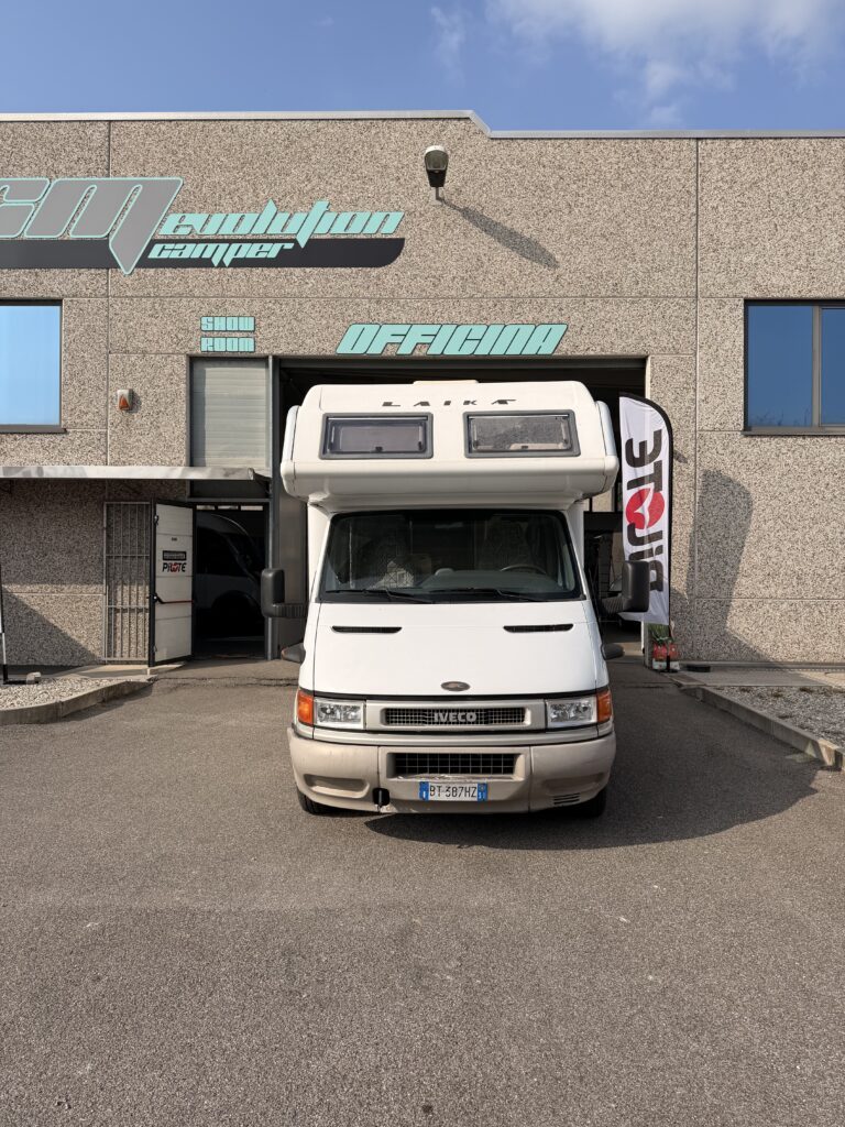 CAMPER MANSARDATO LAIKA ECOVIP 2.1 CON LETTO A CASTELLO