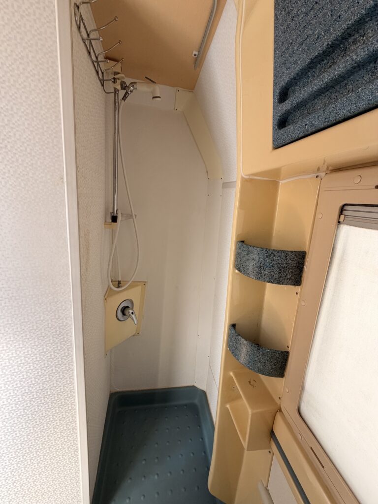 CAMPER MANSARDATO LAIKA ECOVIP 2.1 CON LETTO A CASTELLO - foto 6