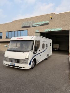 DETHLEFFS I 6571 ADAVANCE INTEGRAL CON LETTO TRASVERSALE - foto 15