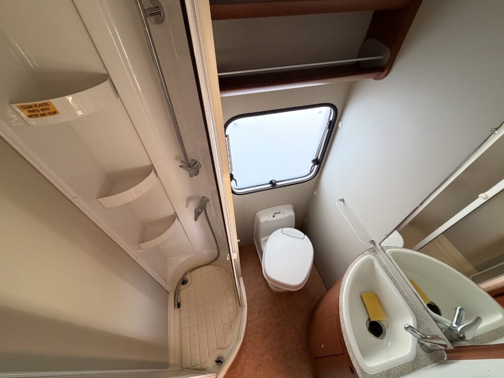 ELNAGH DUKE 37 - foto 10