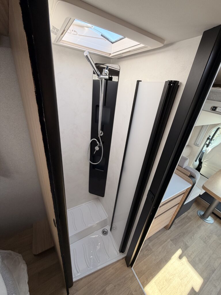 PILOTE G720 FC - foto 17
