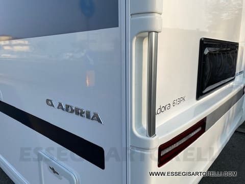 ADRIA ADORA 613 PK UNIPROPRIETARIO 7 POSTI VETRORESINA 1.750 KG 2024 - foto 28