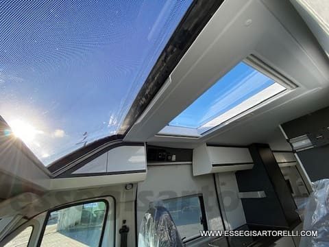 ADRIA TWIN SUPREME 640 SGX 35H UNIPROPRIETARIO KM 9.142 GARAGE 2021 - foto 18
