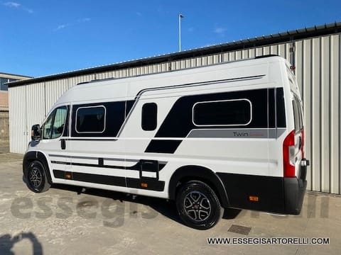 ADRIA TWIN SUPREME 640 SGX 35H UNIPROPRIETARIO KM 9.142 GARAGE 2021 - foto 21