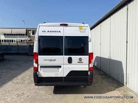 ADRIA TWIN SUPREME 640 SGX 35H UNIPROPRIETARIO KM 9.142 GARAGE 2021 - foto 27