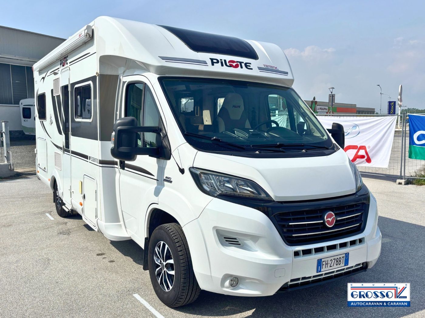 Pilote Essential P 716