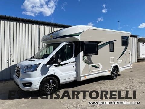CHAUSSON TITANIUM PREMIUM 627 FULL 170 CV AUTOMATICO 2021 DOPPIO CLIMA E SAT 699 CM