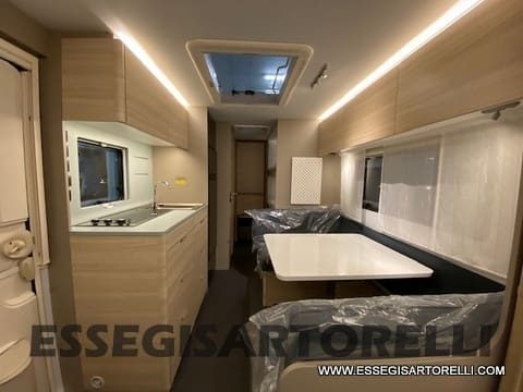 ADRIA ALTEA 552 PK CARAVAN 7 POSTI 10/2021 1.270 KG - foto 18