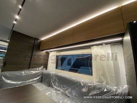 OCCASIONE: ADRIA NEW ASTELLA 704 HP 4 POSTI 01/2025 ALDE CLIMA MACH TENDALINO - foto 151