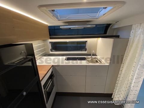 OCCASIONE: ADRIA NEW ASTELLA 704 HP 4 POSTI 01/2025 ALDE CLIMA MACH TENDALINO - foto 28